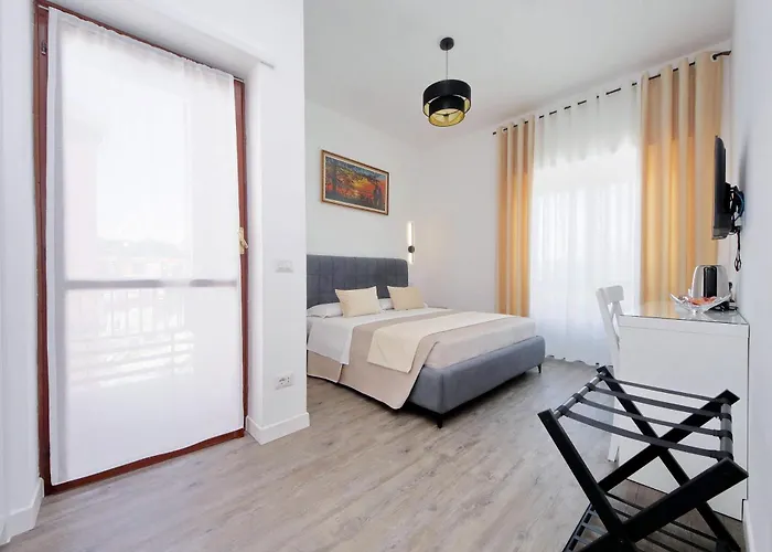 Гостевой дом Lux House Рим